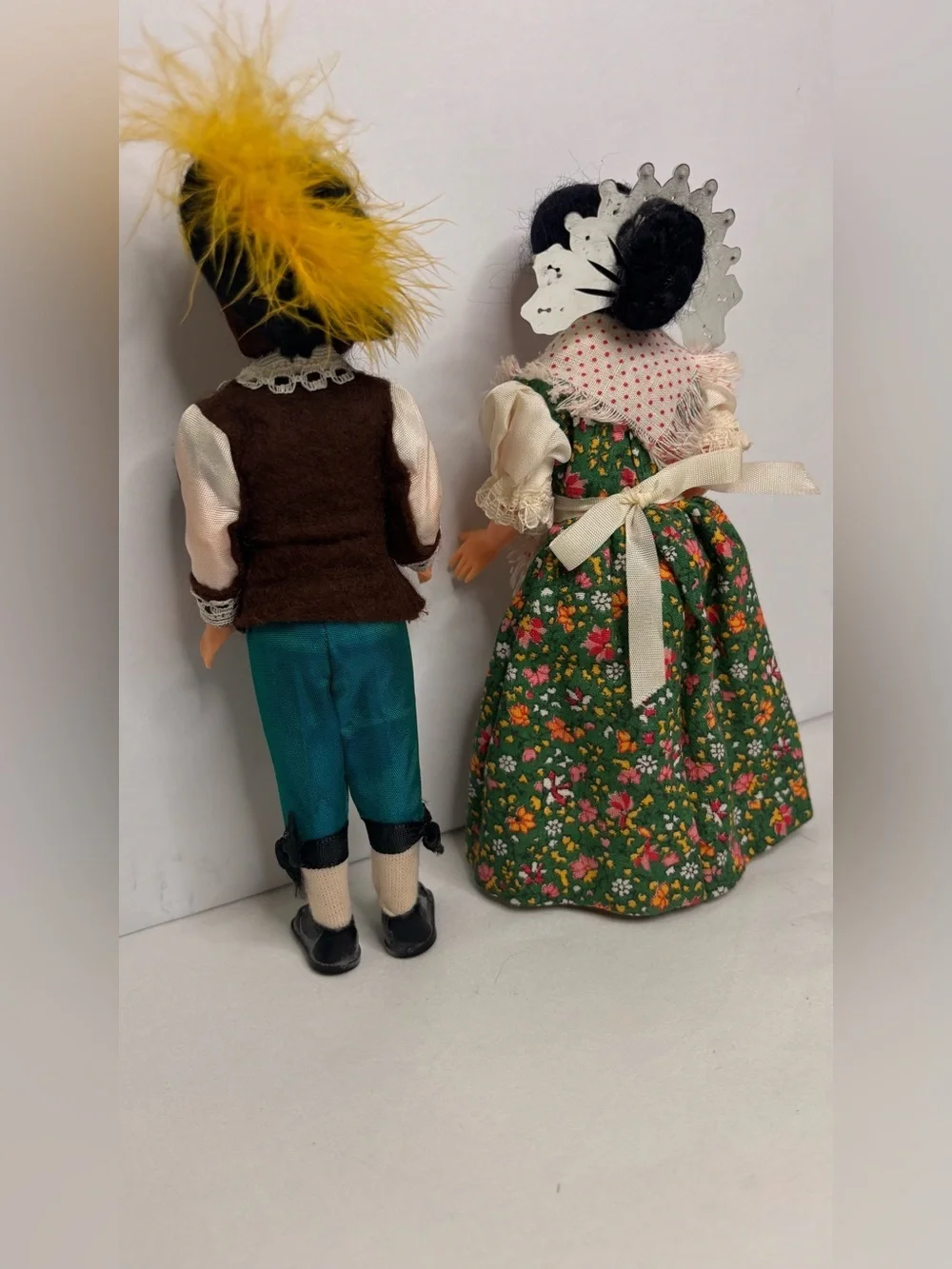 Italian Traditional Kids' Doll Pair in Green and Brown Costume from Italy 🇮🇹